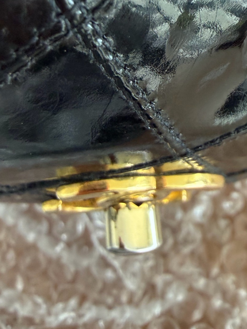 Vintage Chanel black patent enamel belt bag - Picture 12 of 17